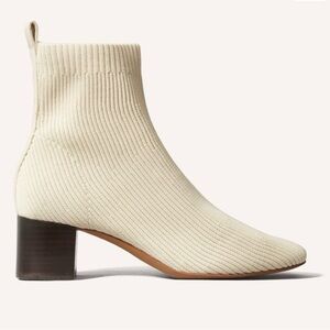 Everlane The Glove Boot, Bone. Ribbed Cream Ankle Booties